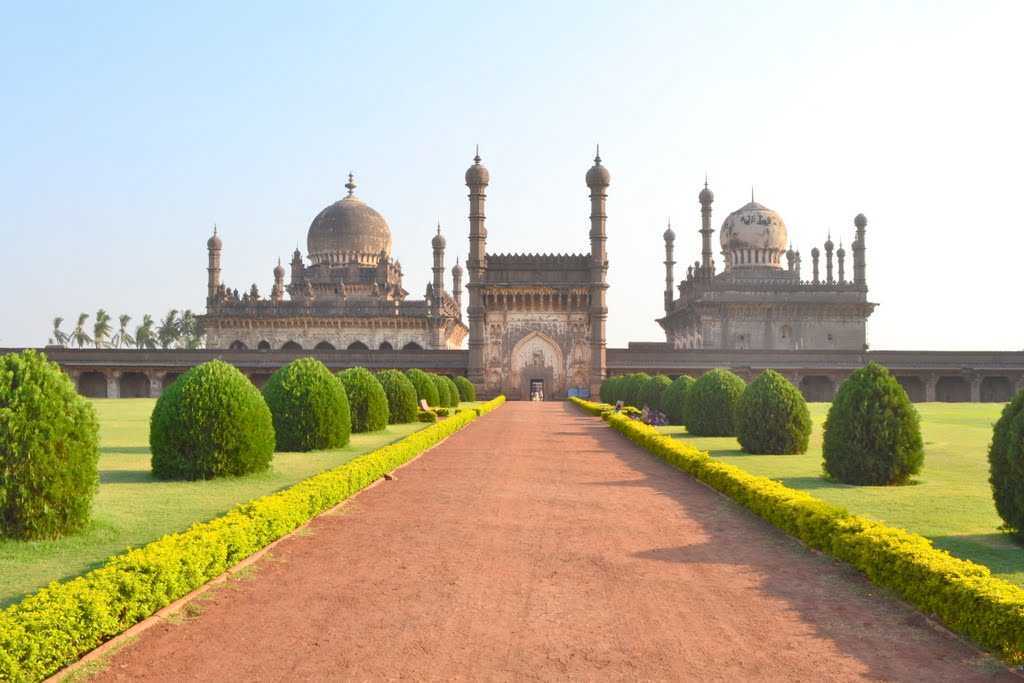 Travel Image 4
